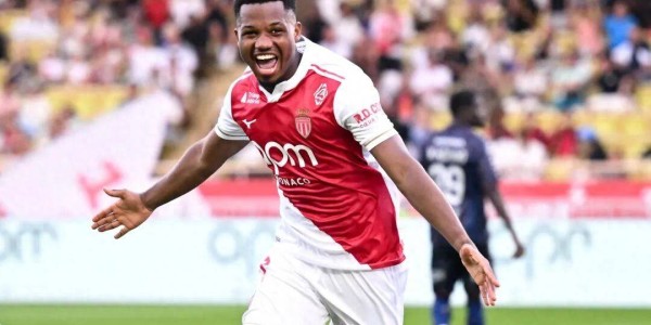 巴萨捡到宝!法蒂在法甲涅槃重生,英超球队排队求购!